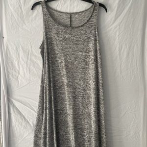 Juicy Couture XL high-low sleeveless shirt with beaded neckline